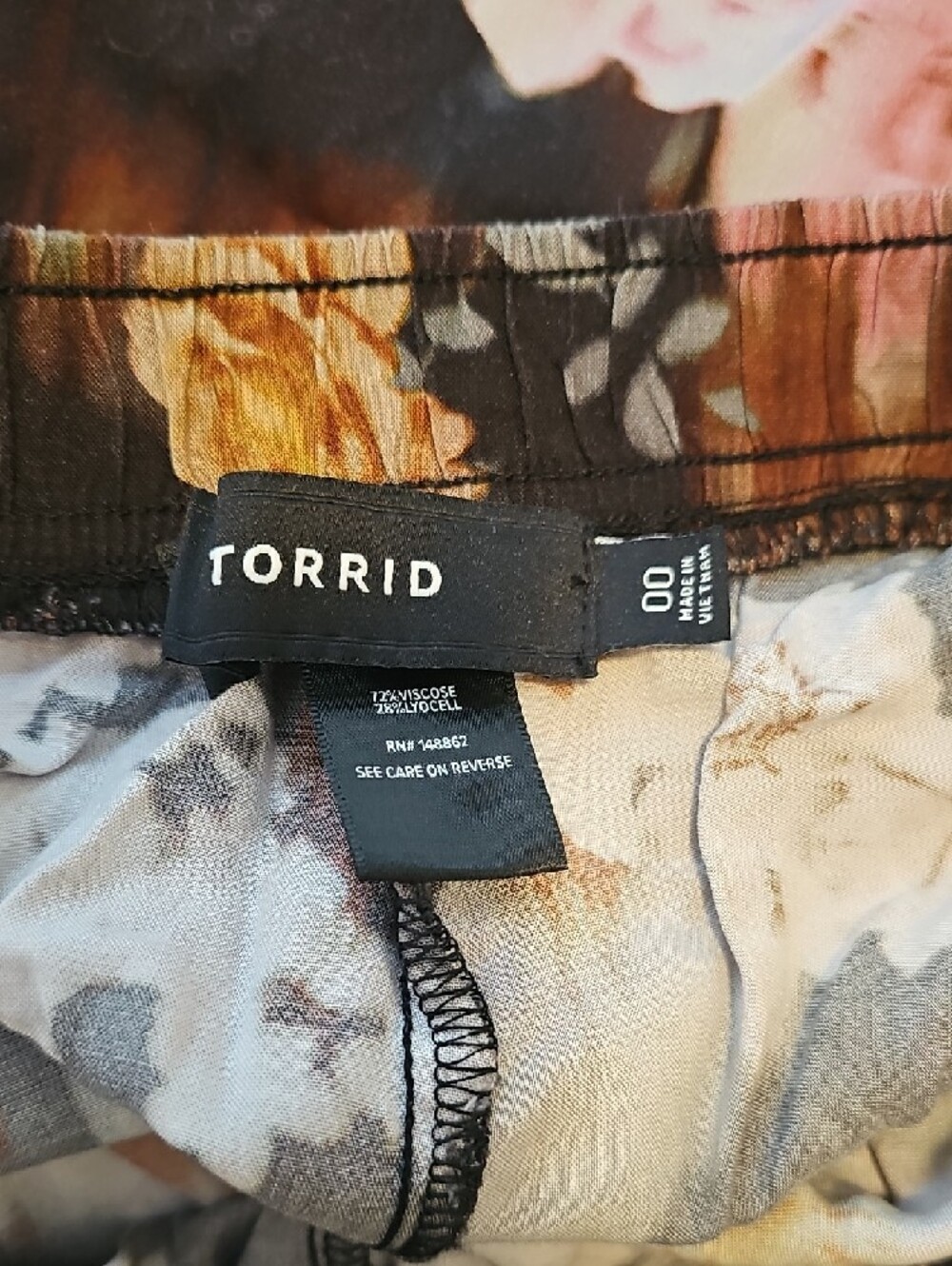 torrid Black Floral Wide-Leg Pants with Pink & Yellow Accents - Picture 4 of 4
